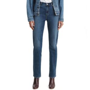 Levi's  Women's Classic Straight Fit Jeans_image